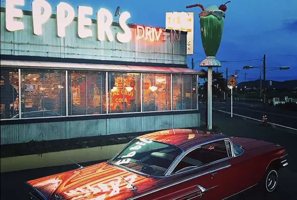 PEPPER'S DRIVE-IN