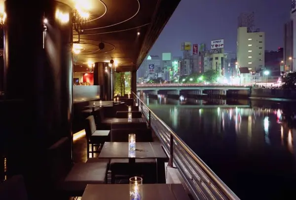 ミツバチ（MITSUBACHI）博多
