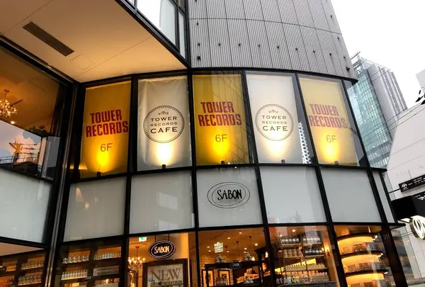 タワーレコードカフェ 梅田NU茶屋町店 