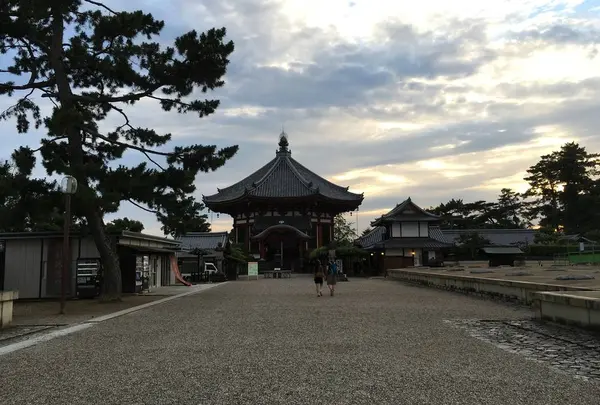 興福寺 南円堂（西国９番）