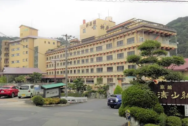 榊原温泉 湯元 榊原舘