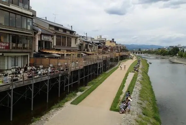 四条大橋