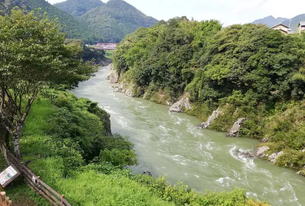 道の駅 ロック・ガーデンひちそう