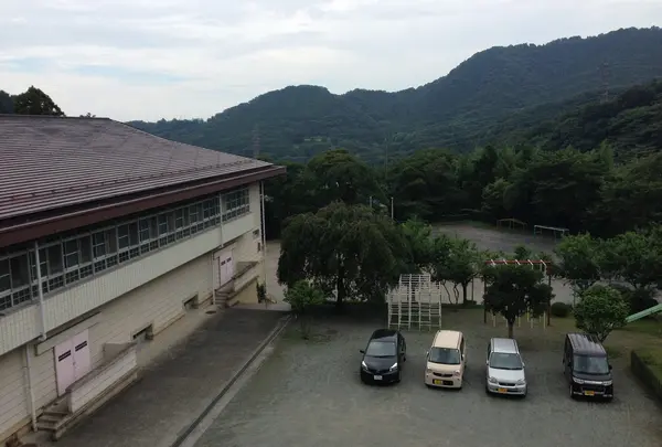 伊勢原市立大山小学校