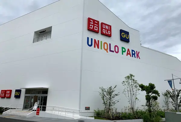 ユニクロ UNIQLO PARK 横浜ベイサイド店