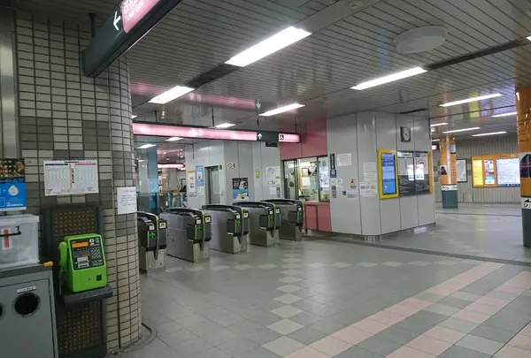 本通駅