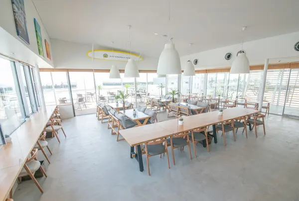 OISO CONNECT CAFE