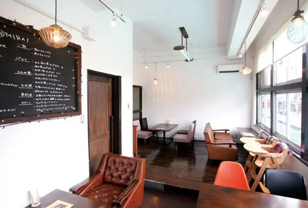 MIRAI restaurant&cafe