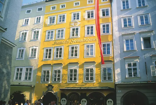モーツァルトの生家（Mozart's birthplace）の写真・動画_image_523331