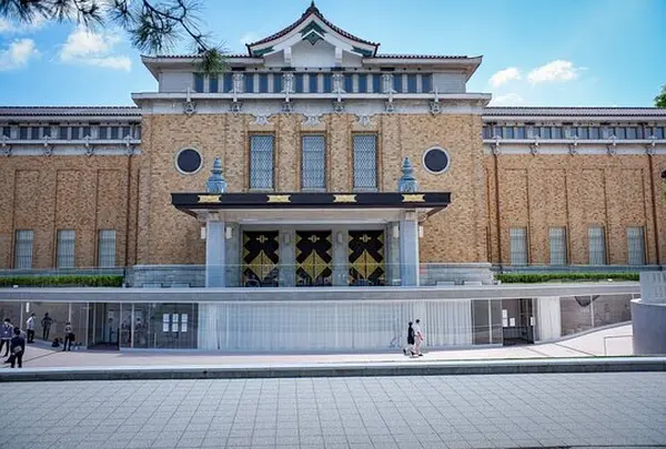 京都市京セラ美術館