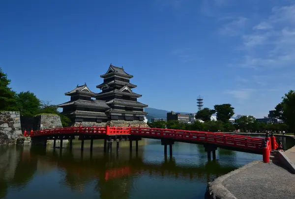 松本城