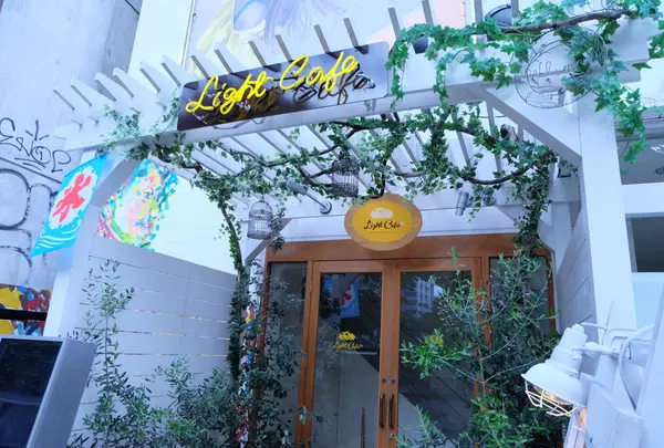Light Cafe 栄店（ライトカフェ サカエテン）