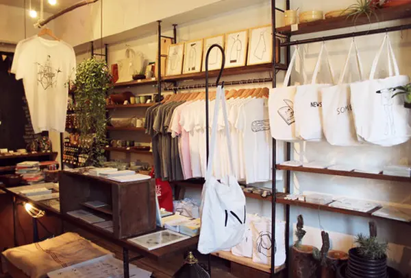 216 JUNCTION STORE