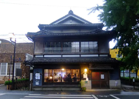 会場の松倉邸は国登録有形文化財