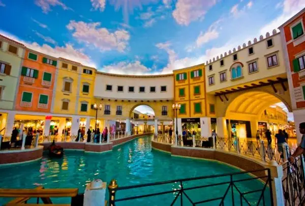 【ハリファ】Villaggio Mall