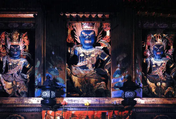 金峯山寺（蔵王堂）