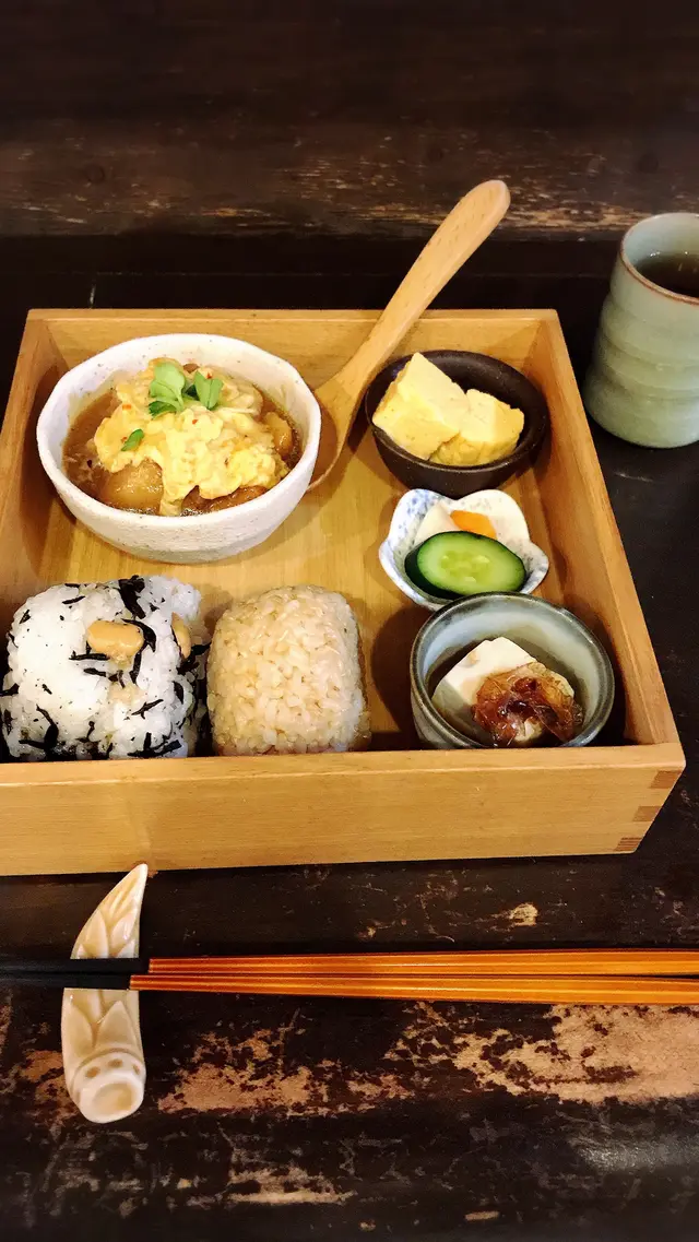 おにぎりcafé 利さく