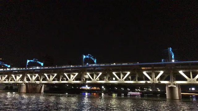 日本橋滝の広場