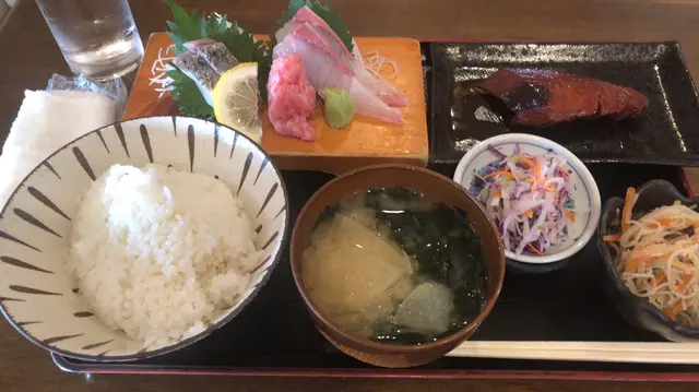 九十九里郷土料理・山本さかなや