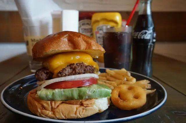 ジョージズ バーガー/GEORGE’S BARger