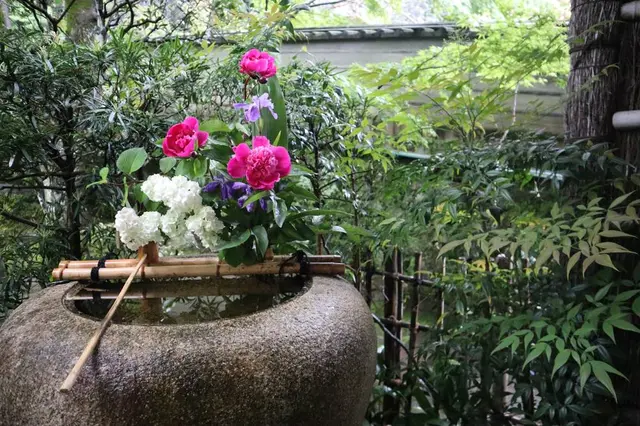 臥龍山荘