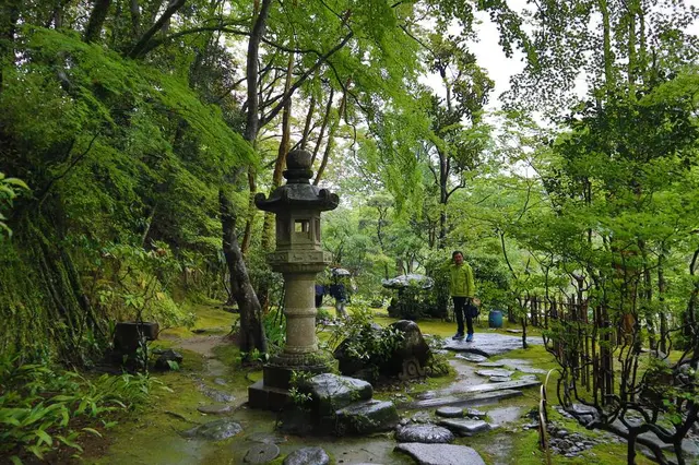 臥龍山荘