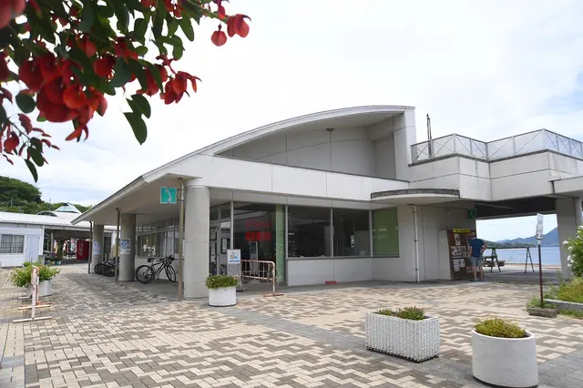 上浦レンタサイクルターミナル（道の駅「多々羅しまなみ公園」）