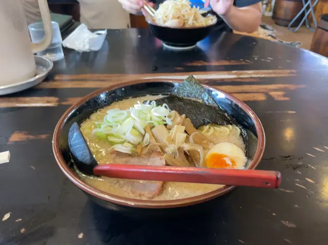 とんこつらーめん こう路