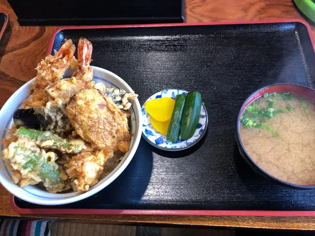 弓田食堂