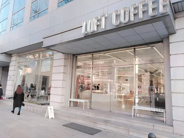 LUFT COFFEE 明洞店/루프트커피 명동점