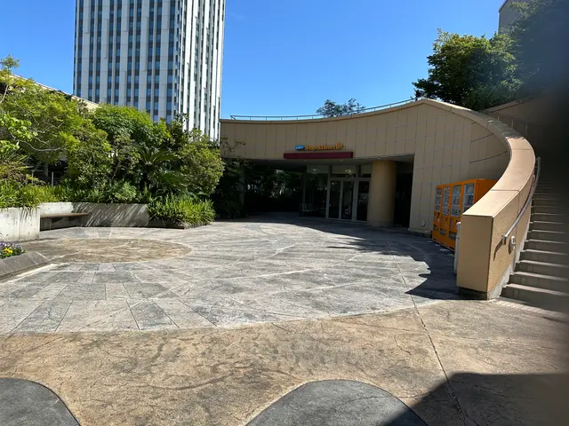 なんばパークス（なんばPARKS）