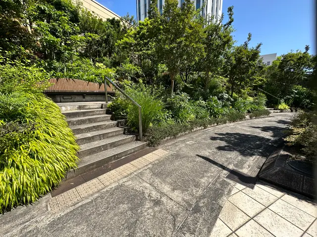 PARKS GARDEN （パークスガーデン）