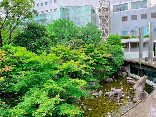 新梅田シティ
