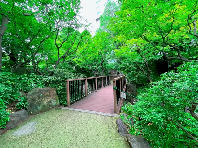新梅田シティ