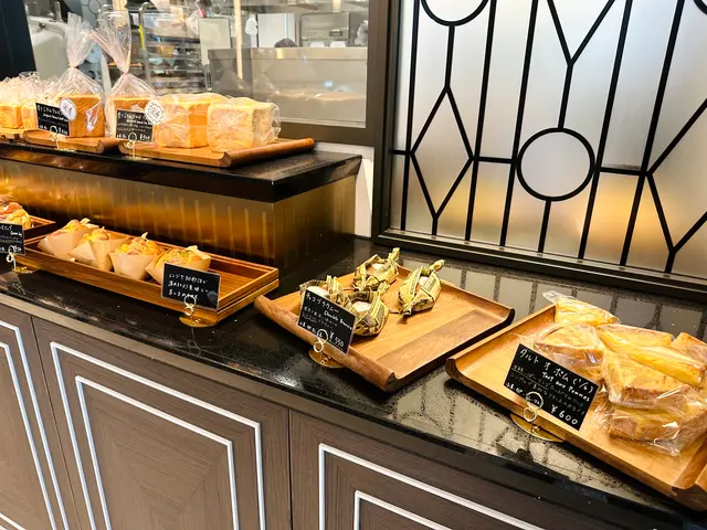 BOULANGERIE LE CINQ（ブーランジェリー ル・サンク）