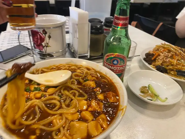 銀座ヤンヤン (中華料理) 手打ち麺専門店