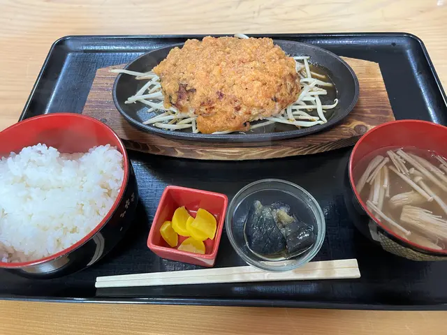 はやさか