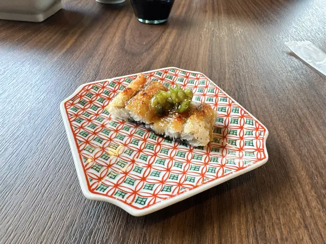 うなぎ料理 かね春