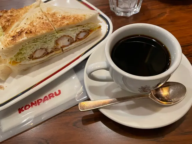 コンパル