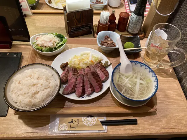 牛たん炭焼 利久 仙台駅店