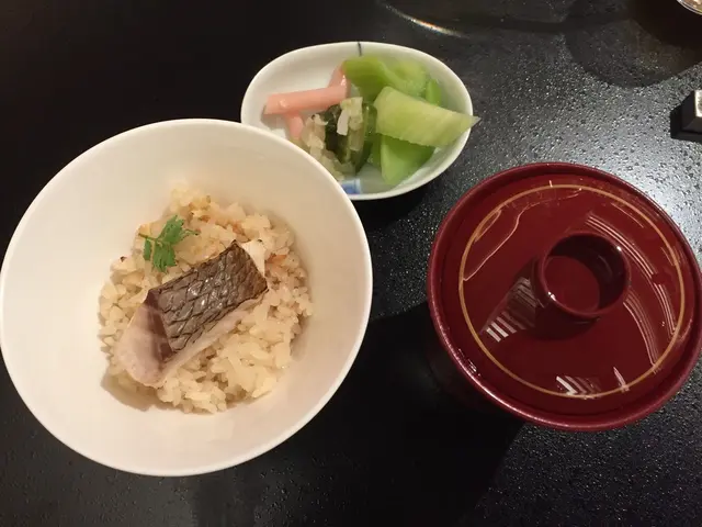 八芳園