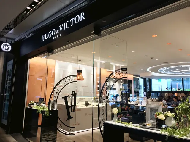 ユーゴ・アンド・ヴィクトール表参道ヒルズ店