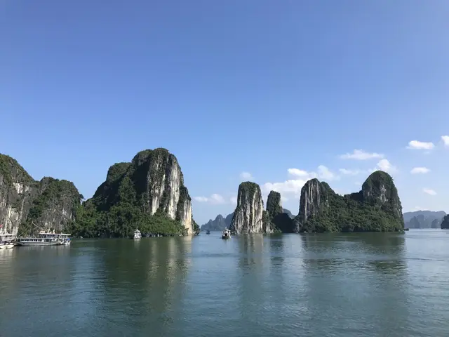 ハロン湾