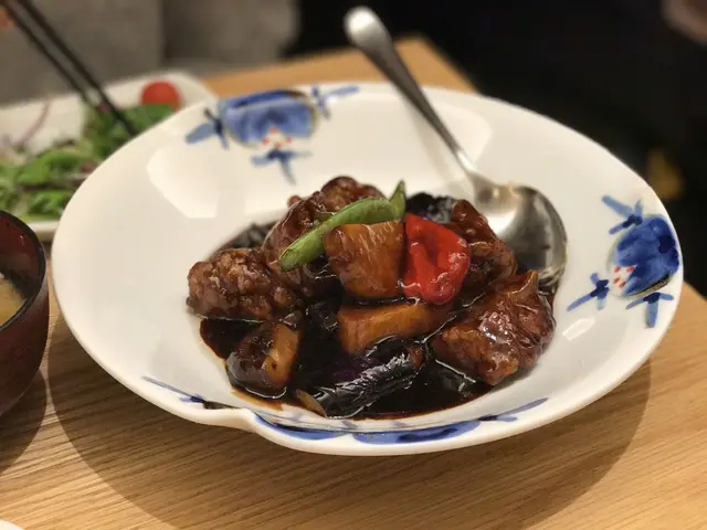 希須林 青山店