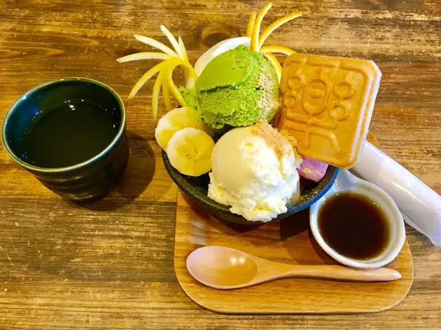 北斎茶房