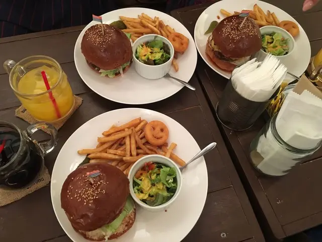 Burger's Cafe Beach Story 大宮駅東口駅前店