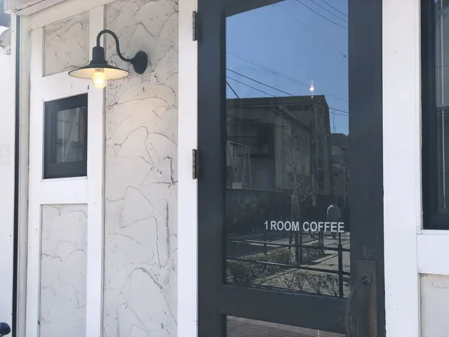 1 ROOM Coffee