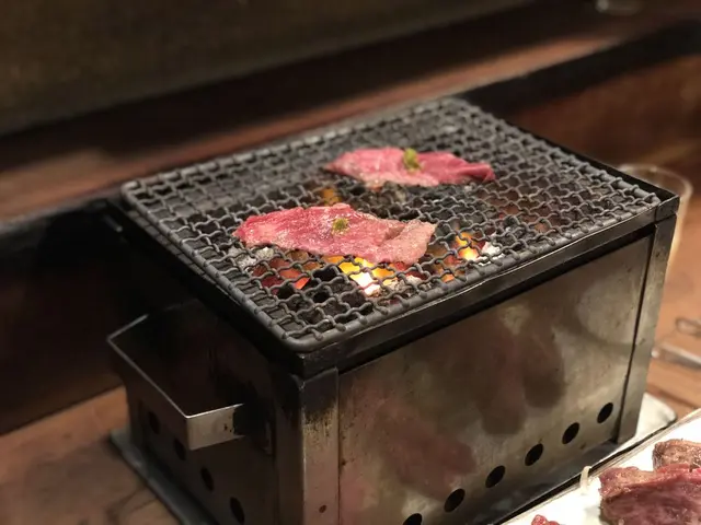 ゆうじ