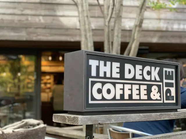 ザ デック コーヒー&パイ（THE DECK COFFEE & PIE）
