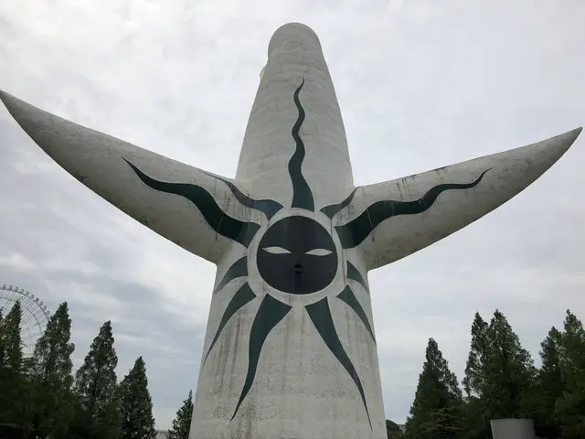 太陽の塔